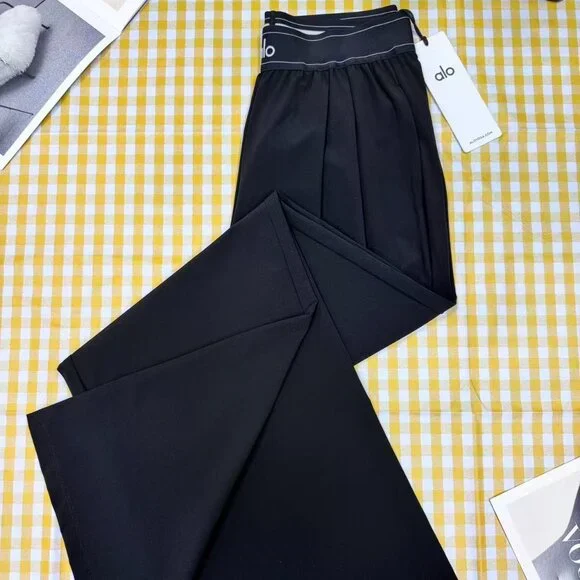 Black Casual Wide-Leg Pants Alo Yoga athletic pants size M (Regular)🔅🧘 - Picture 3 of 11